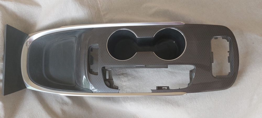 Продам верхную част от бара малибу 2 на фото видно.состояние отличное