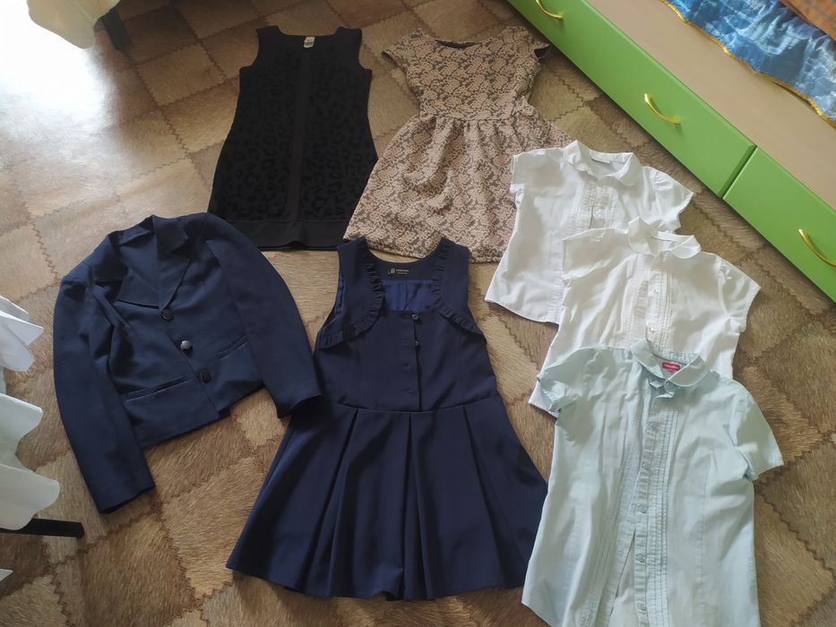 Продам Адидас на девочку