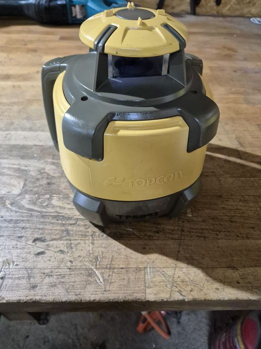 Nivela laser rotativa TOPCON RL-H5A