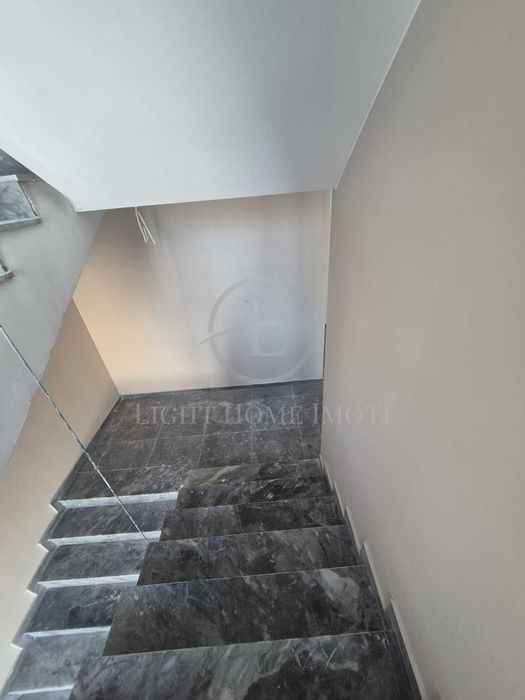 Продава се Двустаен апартамент в Пловдив, Гагарин - 72 кв.м за 769 €/кв.м - Снимка #9