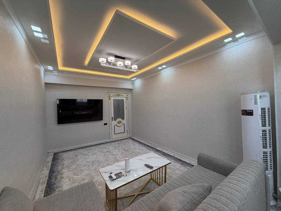 Продаётся 3х комн квартира на 7 этаже Ор-р Файзобод мечеть