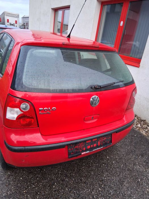 Vand  Volkswagen Polo 9N 2004