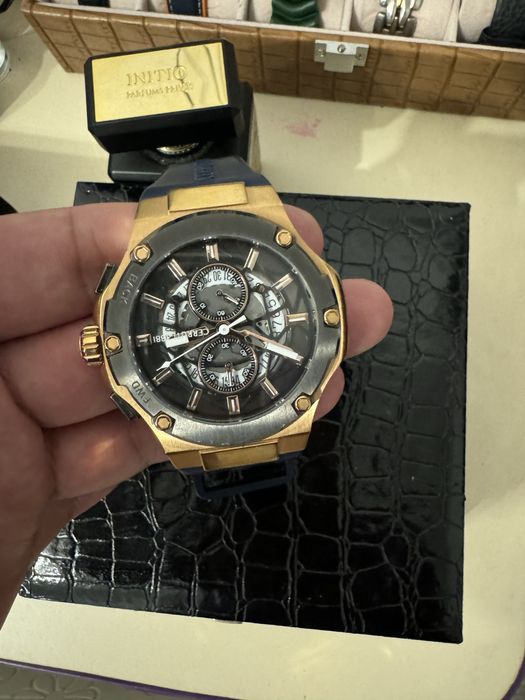 Продам Часы CERUTTI оригинал