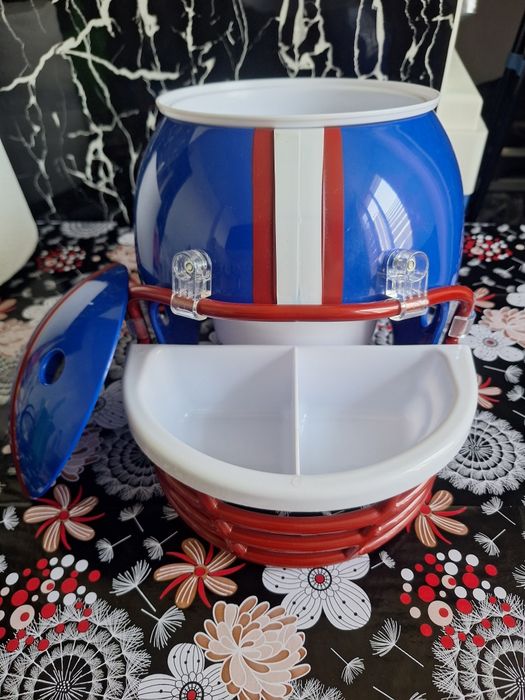 Vând dozator de bomboane sau gustări