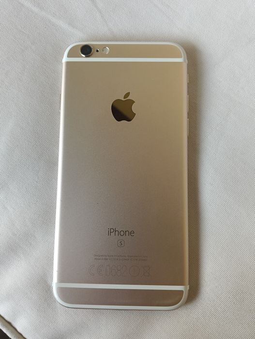 Vând iPhone impecabil la 200 de lei