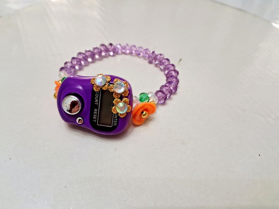 Қул мехнати билан ясалган электрон тасбехлар сотилади