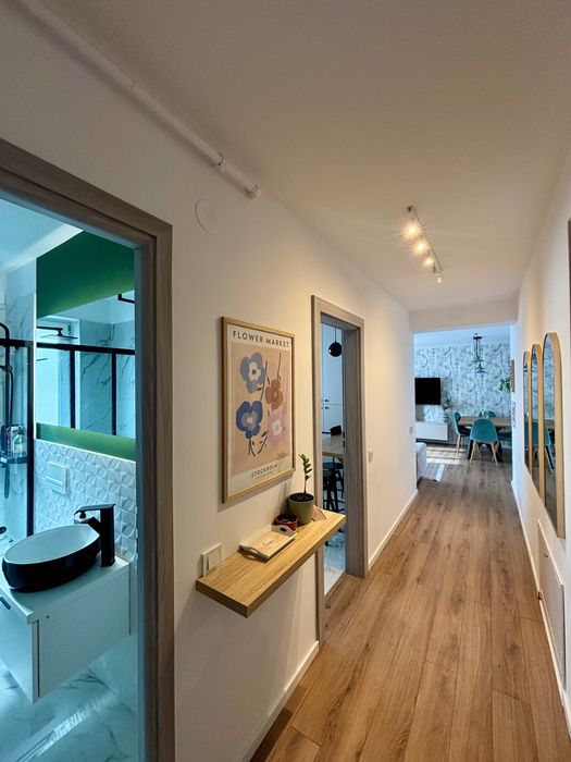 Apartament 3 camere/2 bai/ 2 parcari private/baby friendly