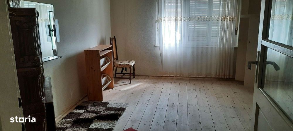POIANA SIBIULUI, Casa cu teren de 720 mp