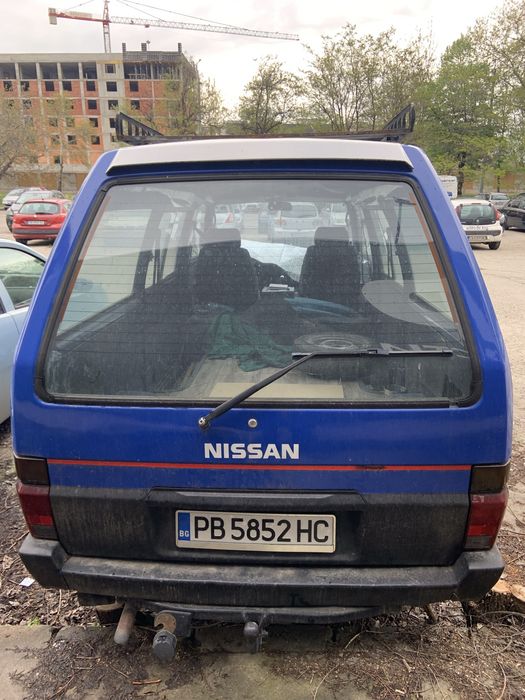 Nisan VANETTE Бус