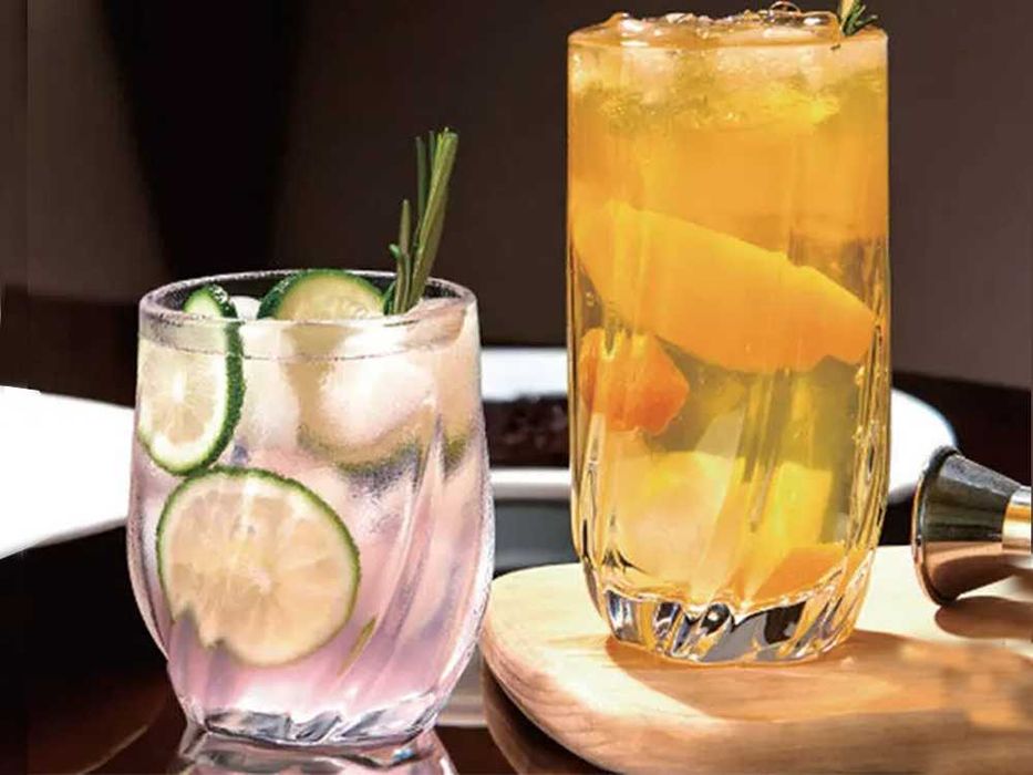 Комплект от 6 високи стъклени чаши за студени напитки – 340 мл