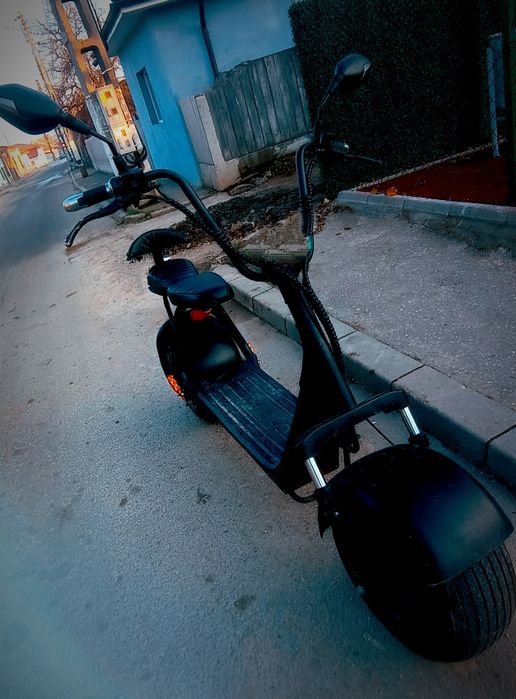 Scuter electric citycoco