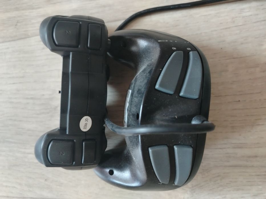 Продаётся Игровой джойстик