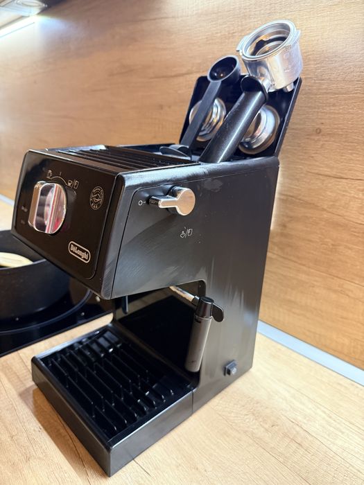 Espressor manual De'Longhi ECP 31.21, 1100W, 15 bari, 1.1 l, Negru