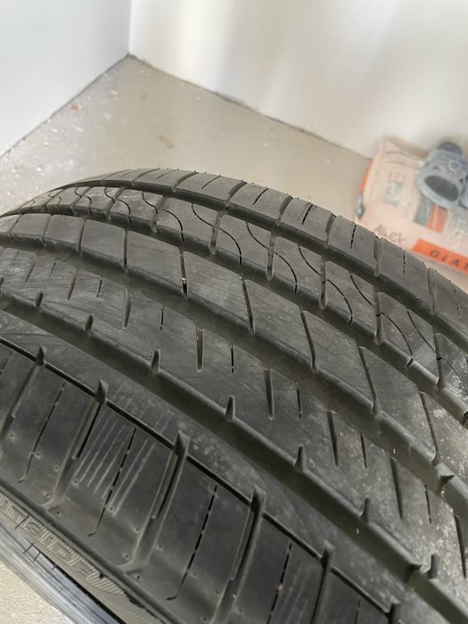 Шины летние 235/45/18