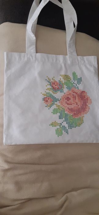 Шопер белый красивый