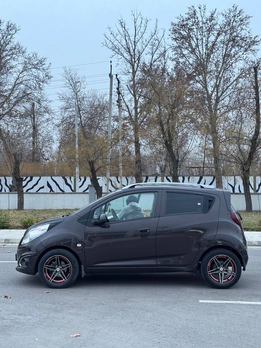 Продаётся спарк автомат 2018