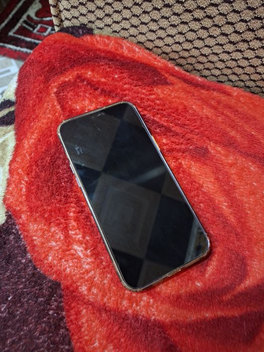 Vand iphone 12 pro max spate spart