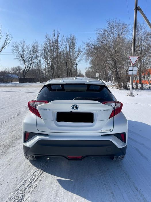 Автомобиль тойота