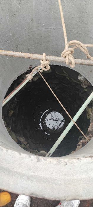 Почистване на кладенци  бунари