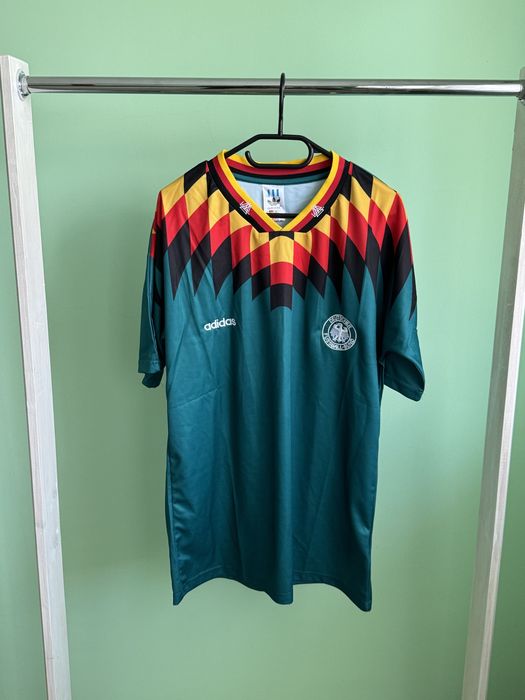 Tricouri de fotbal Bayern Munchen si nationala Germaniei Marimea L