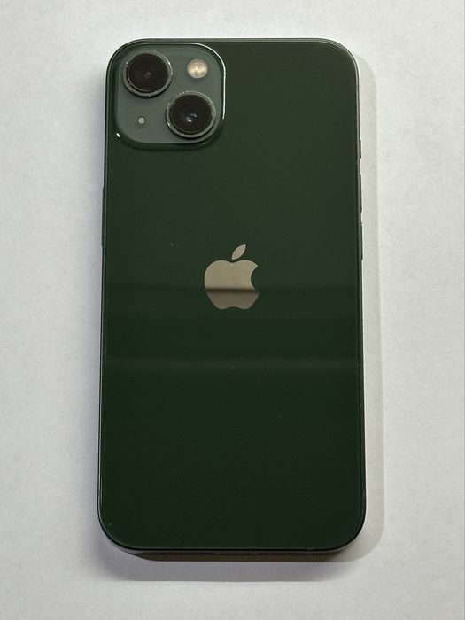 iPhone 13 Green 92% battery