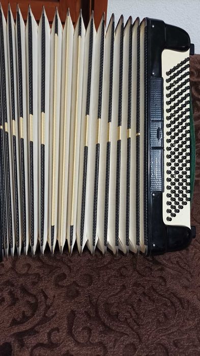 Акордеон lamelodiosa Италия