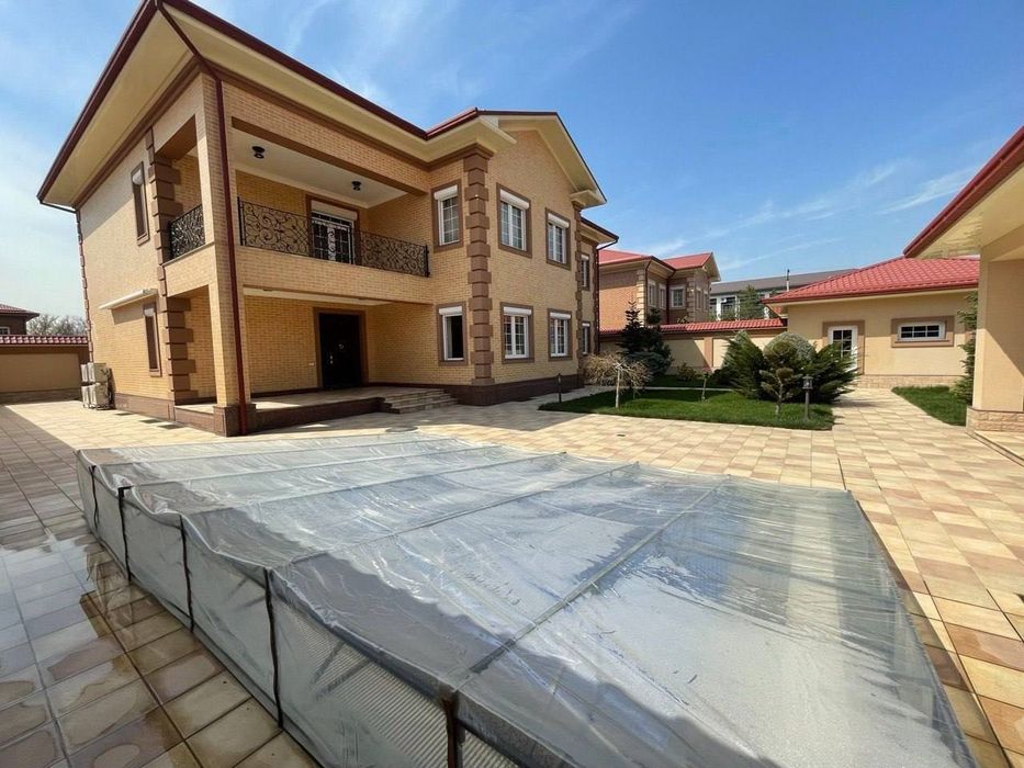 Дом Центр Луначарского 9 соток