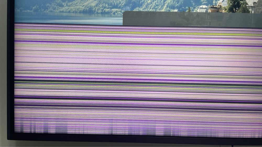LG 50UQ80006LB со сломанным дисплеем
