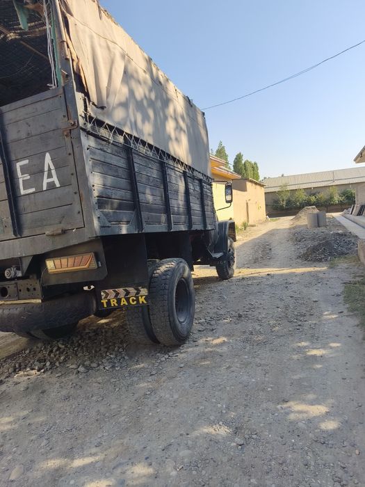 Zil 131 sotiladi mator karopka chotki