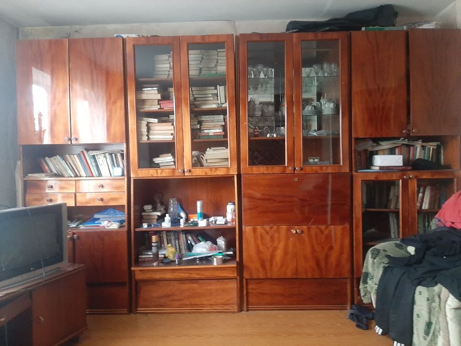 Продам мебель - стенкк