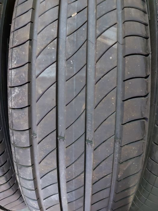 195/60R18 Michelin 4 бр.дот3922