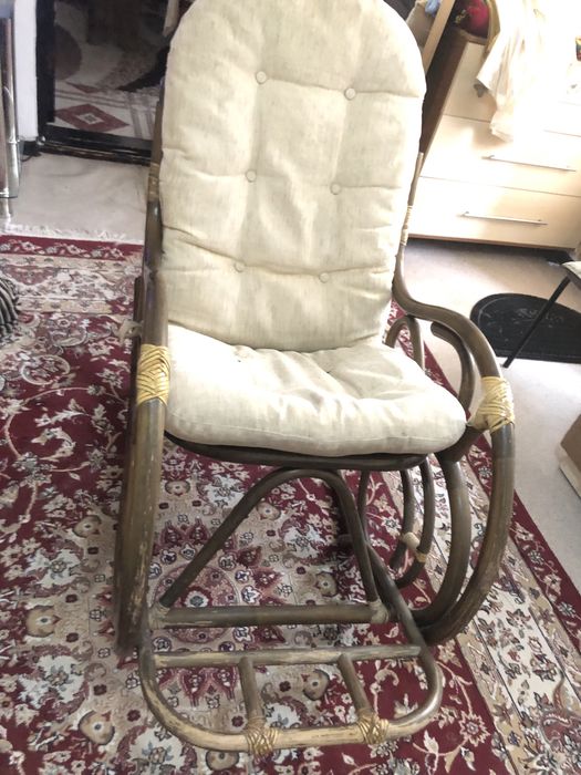 Кресло качалка  продам