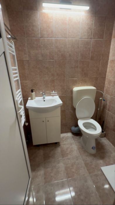 Apartament cu 3 camere DE ÎNCHIRIAT – PITEȘTI