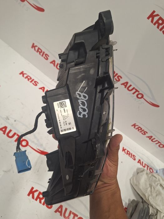 Предна дясна дневна светлина Peugeot 3008-5008 / Пежо 3008 - 5008 2021г.