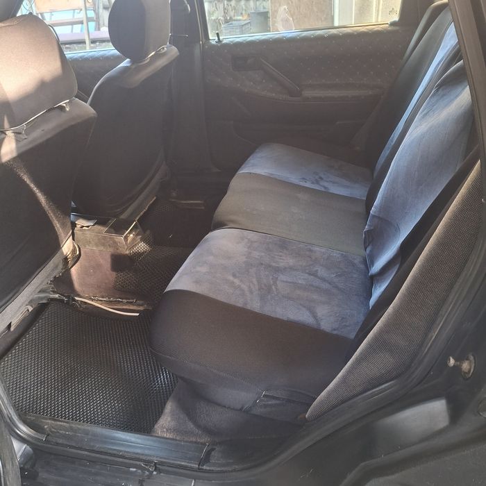 Продаю пассат универсал б3