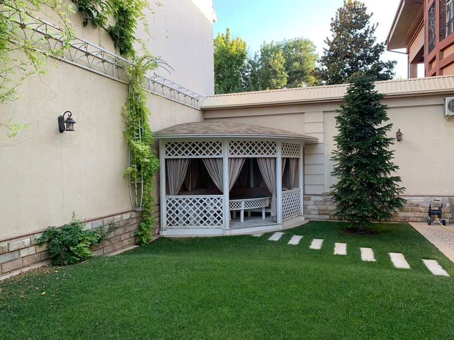 Уличная  Беседка