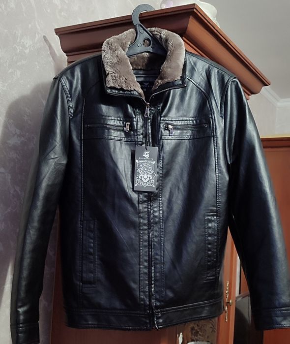 Продам мужскую куртку