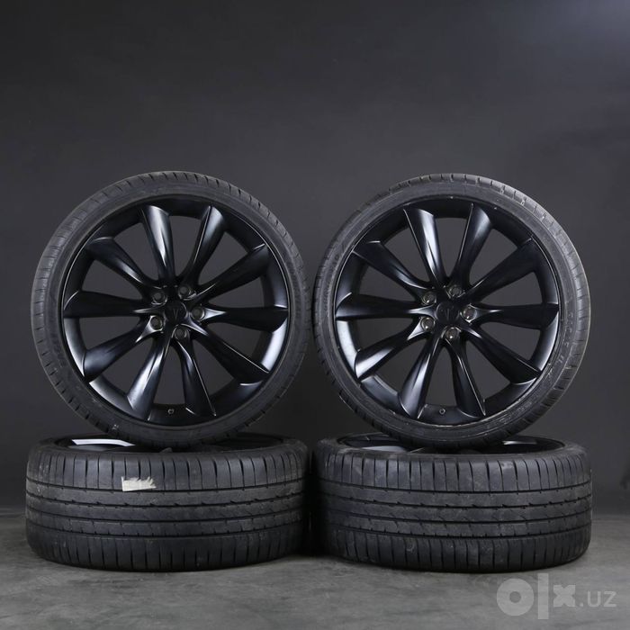 Колеса оригинал диски Model X Plaid R22