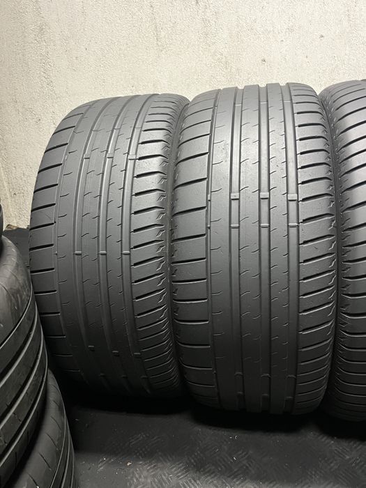 Dot:25г.  295/40/20 и 265/45/20 BRIDGESTONE, като Нови!
