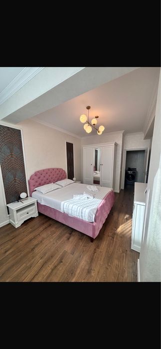 Ofer spre inchiriere apartament 3 camere  Suceava ,zona   Universitatii
