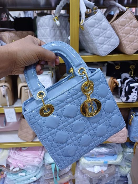 Dior sumka trendviy 2