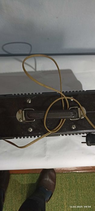 Стабилизатор напряжения для бытовой техники 220в. -200 вт.  Б-У.