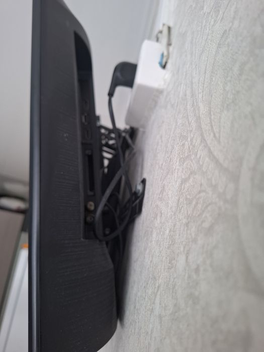 Продам телевизор