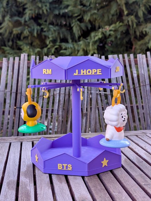 Carusel BT21 BTS pentru figurine McDonald's
