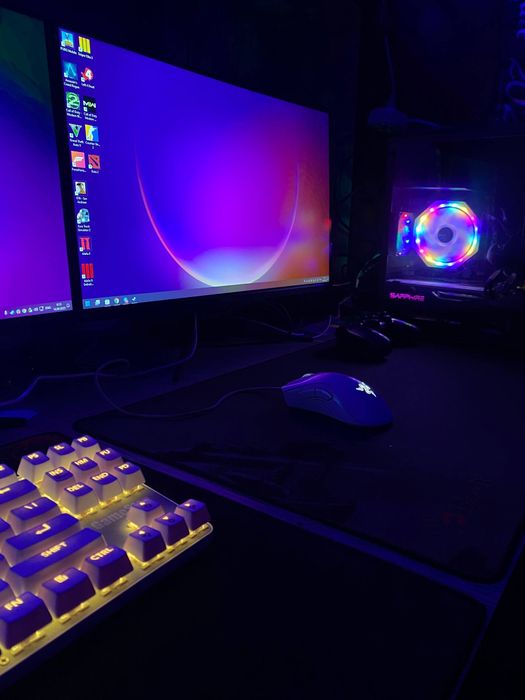 TOP Igravo Kompyuter i5 RX570 16GB SSD | 180Hz + 75Hz Monitor