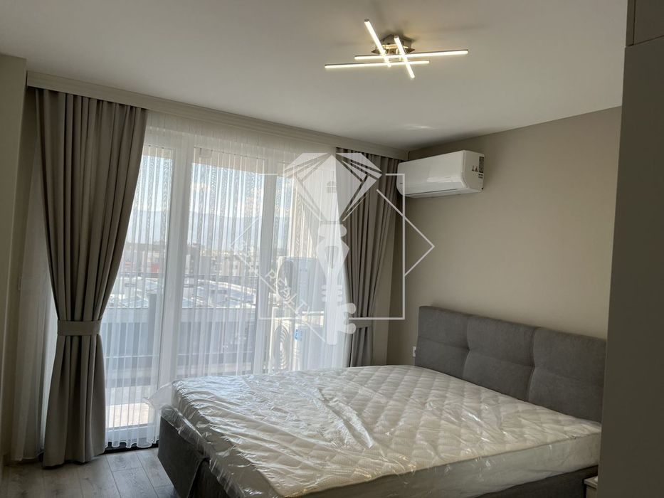 Продава се Двустаен апартамент в Пловдив, Христо Смирненски - 75 кв.м за 2400 €/кв.м - Снимка #6