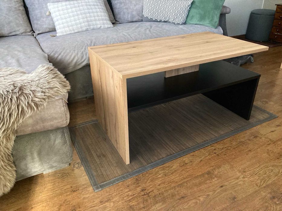 Холна маса с два плота – модерен дизайн, отлично състояние