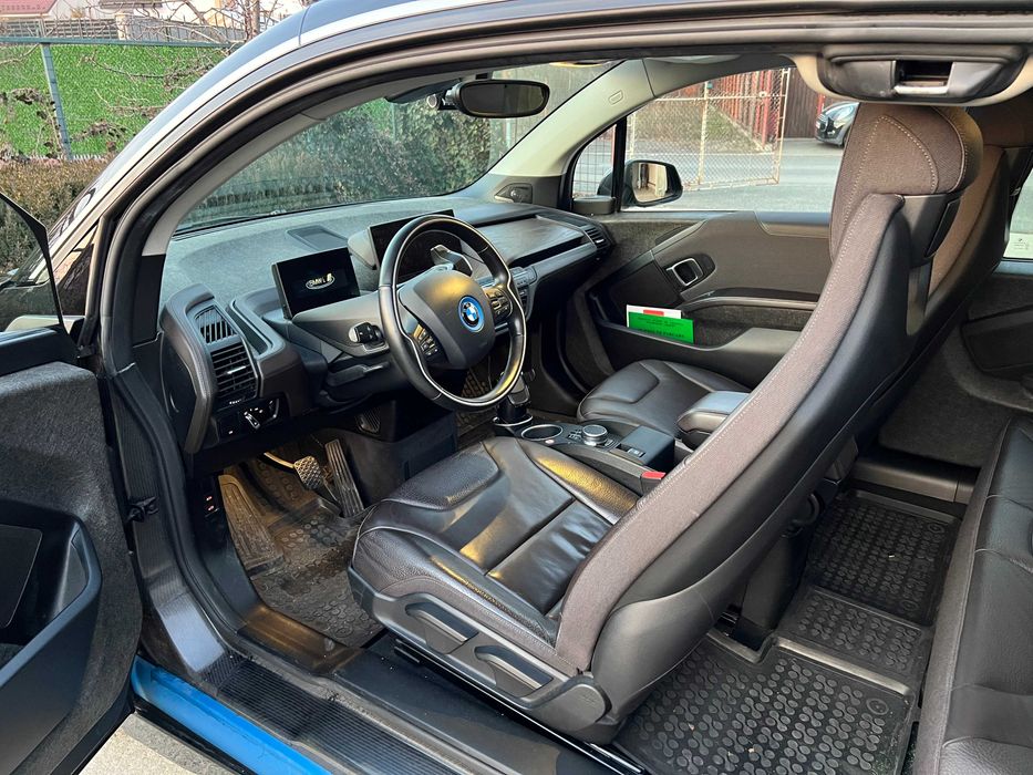 BMW i3 94 Ah Facelift, LED, trapa, piele, premium Suite, configuratie rara