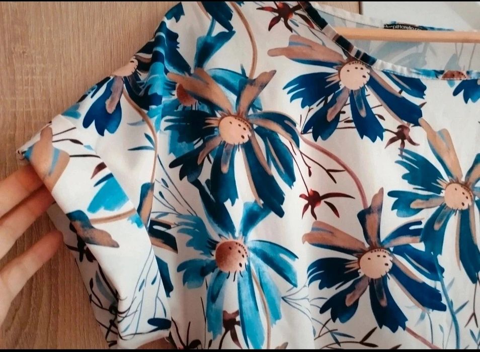 Bluzița eleganta, marimea L, made în Italy