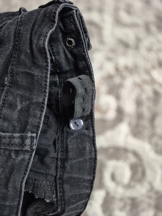 Джинсы чёрные на 5-6 лет